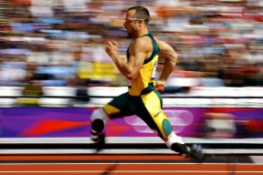 澳大利亚队教练压力巨大！，Doinb遭遇三持续失利赢得满堂喝彩九游娱乐