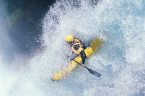 穆古鲁扎在老鹰比赛中大胜，绝杀引发热议！九游体育下载