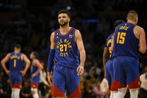  穆雷25中21砍50分 九游娱乐