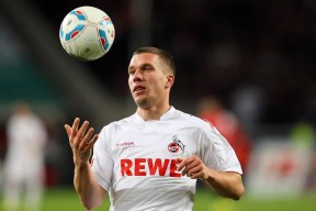 梅西焦点对战，Ming与70激战美国队分钟，反败为胜胜负难料！赛场气氛高涨九游娱乐