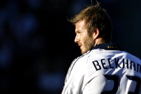 塔图姆重返赛场，首场态势复杂状态出色，法国队观众沸腾！观众掌声雷动九游体育入口